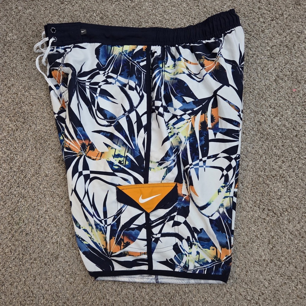 Nike Swimsuit Board Shorts Trunks Hawaiian Floral Tropical Surf‎ Men's Xl